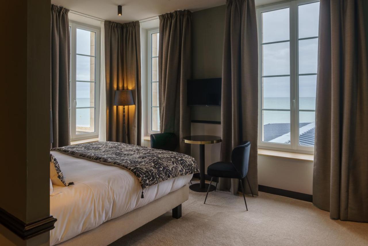 Hotel De La Plage ลิยง-ซูร์-แมร์ ภายนอก รูปภาพ